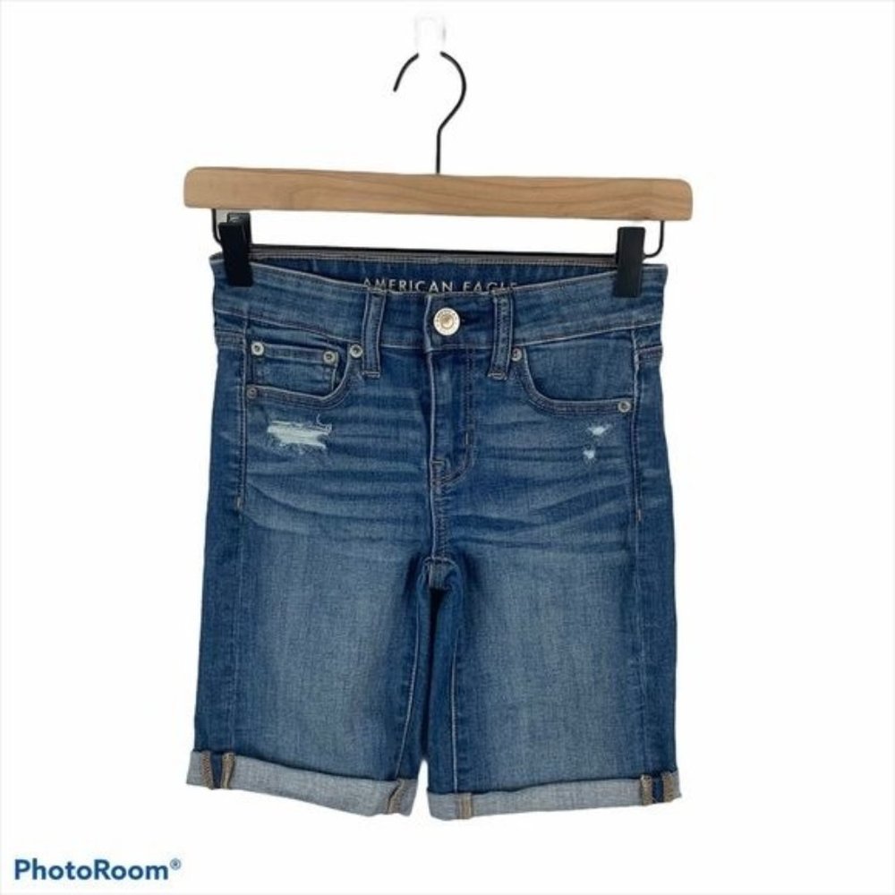 American Eagle Cuffed Distressed Bermuda Short 0